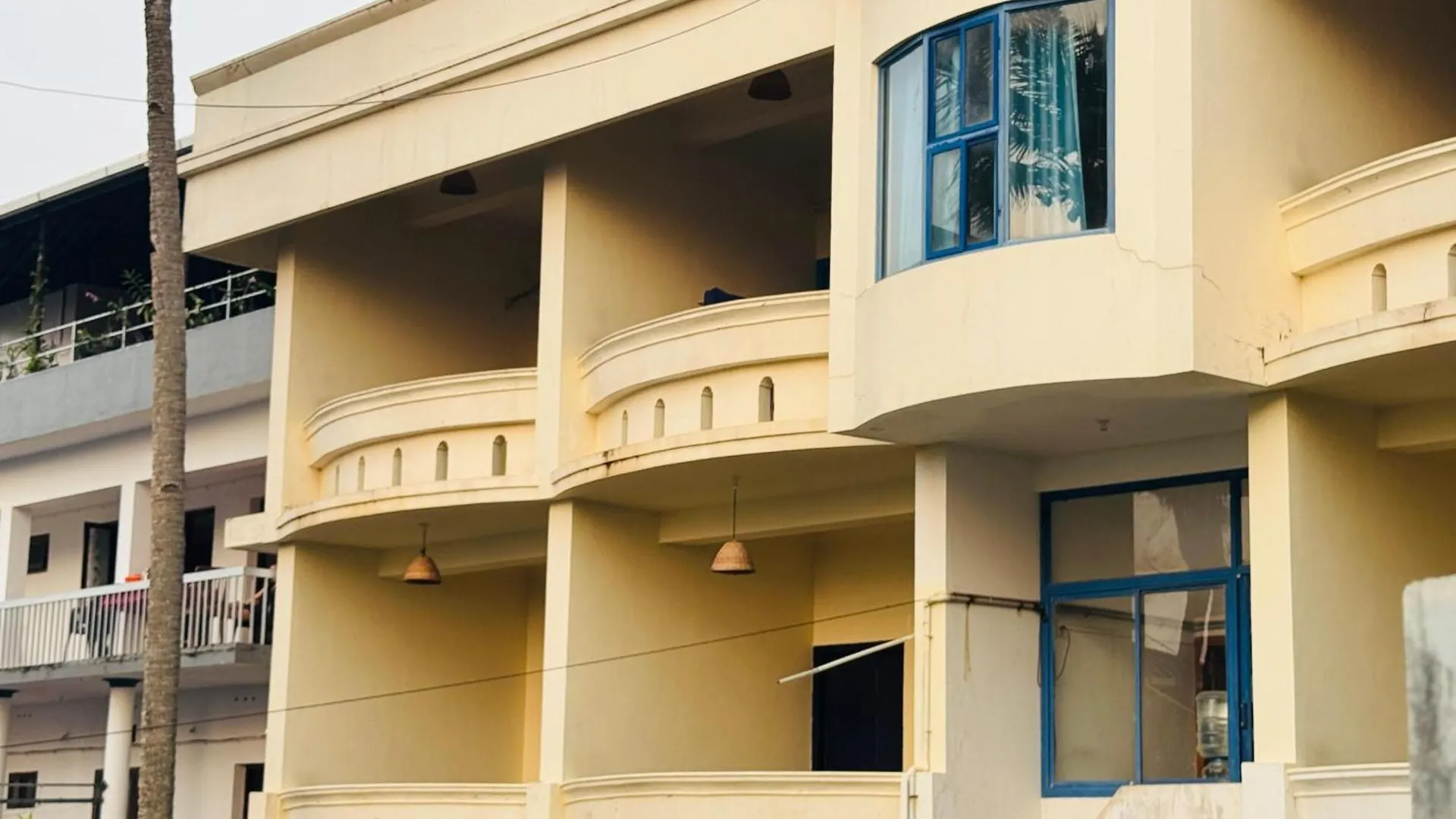 Beach View Balcony Resort By Hello Varkala