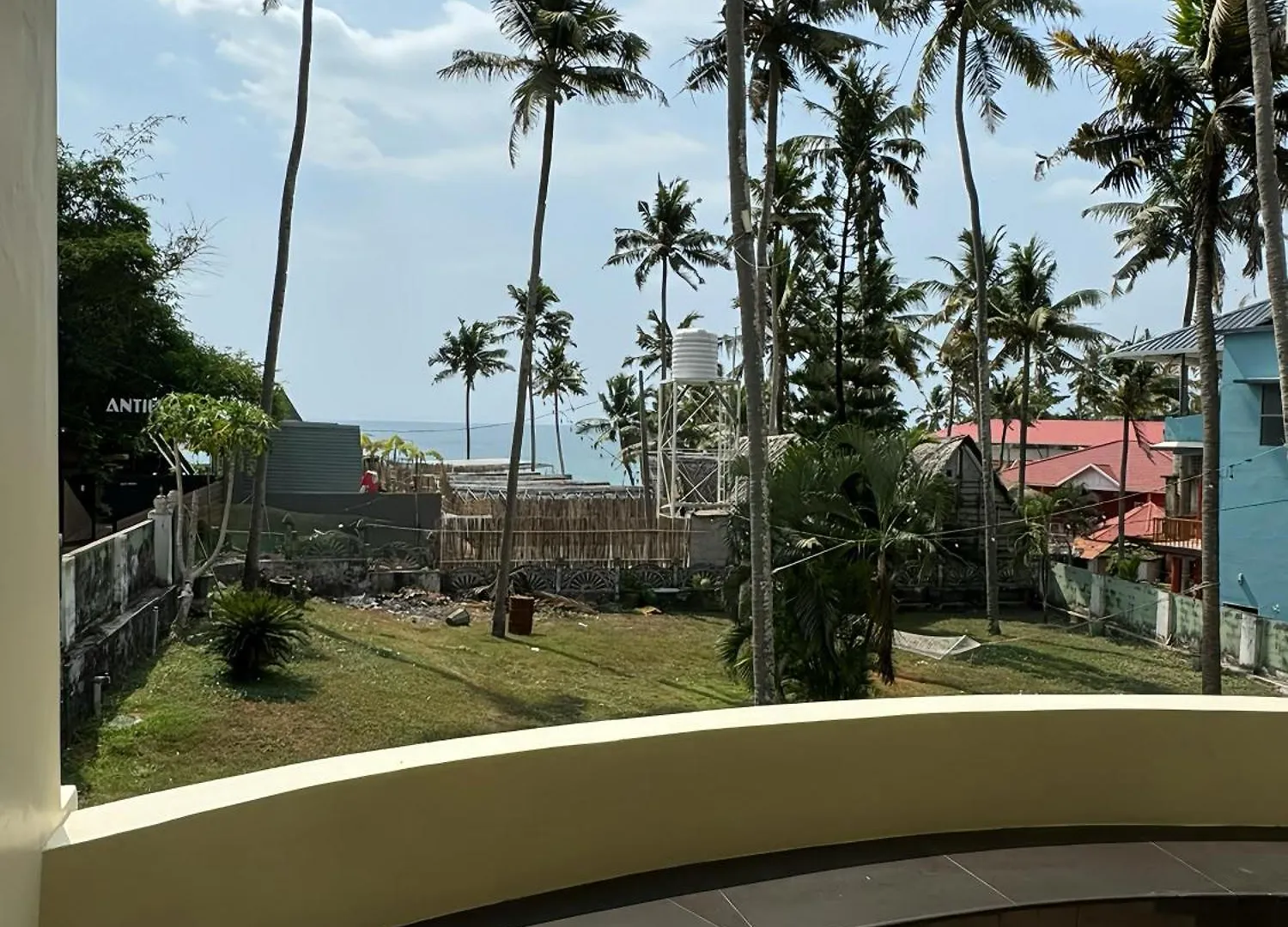 Beach View Balcony Resort By Hello Varkala