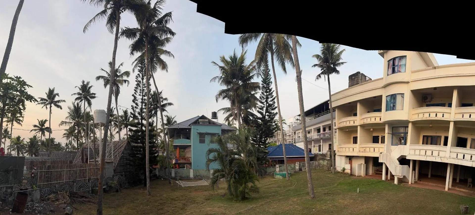 Beach View Balcony Resort By Hello Varkala Indie