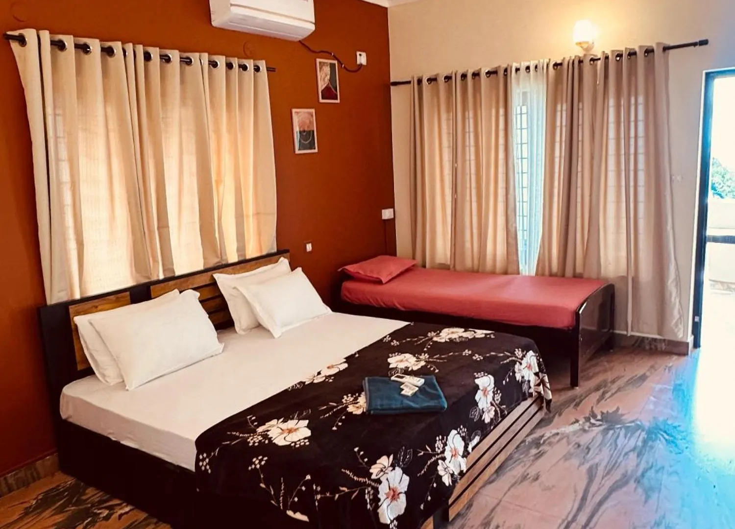 Beach View Balcony Resort By Hello Varkala